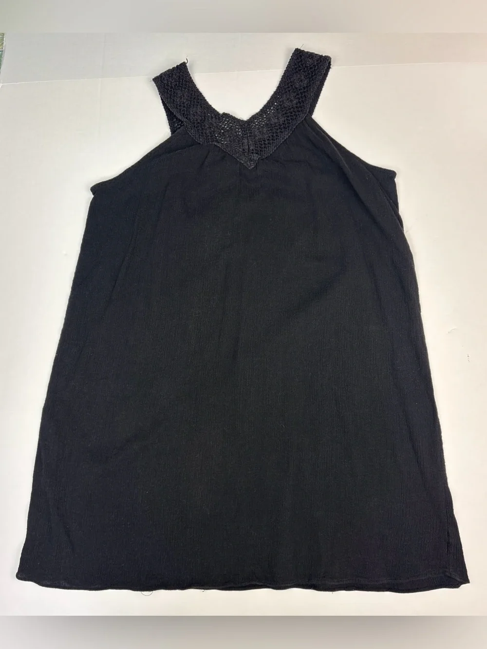 Tropical Escape Women Large Swimsuit Coverup Dress Solid Black Crochet V-Neck
